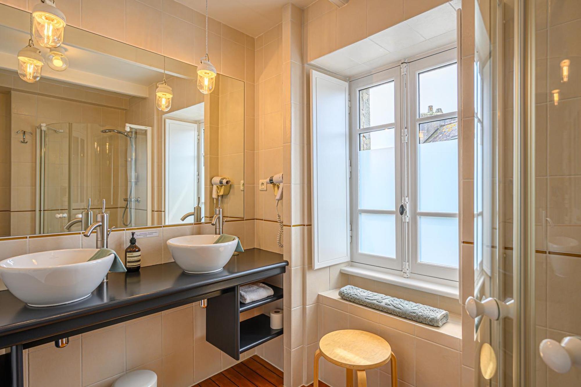 Le 29 D'A Cote Bed and Breakfast Pont-Croix Buitenkant foto